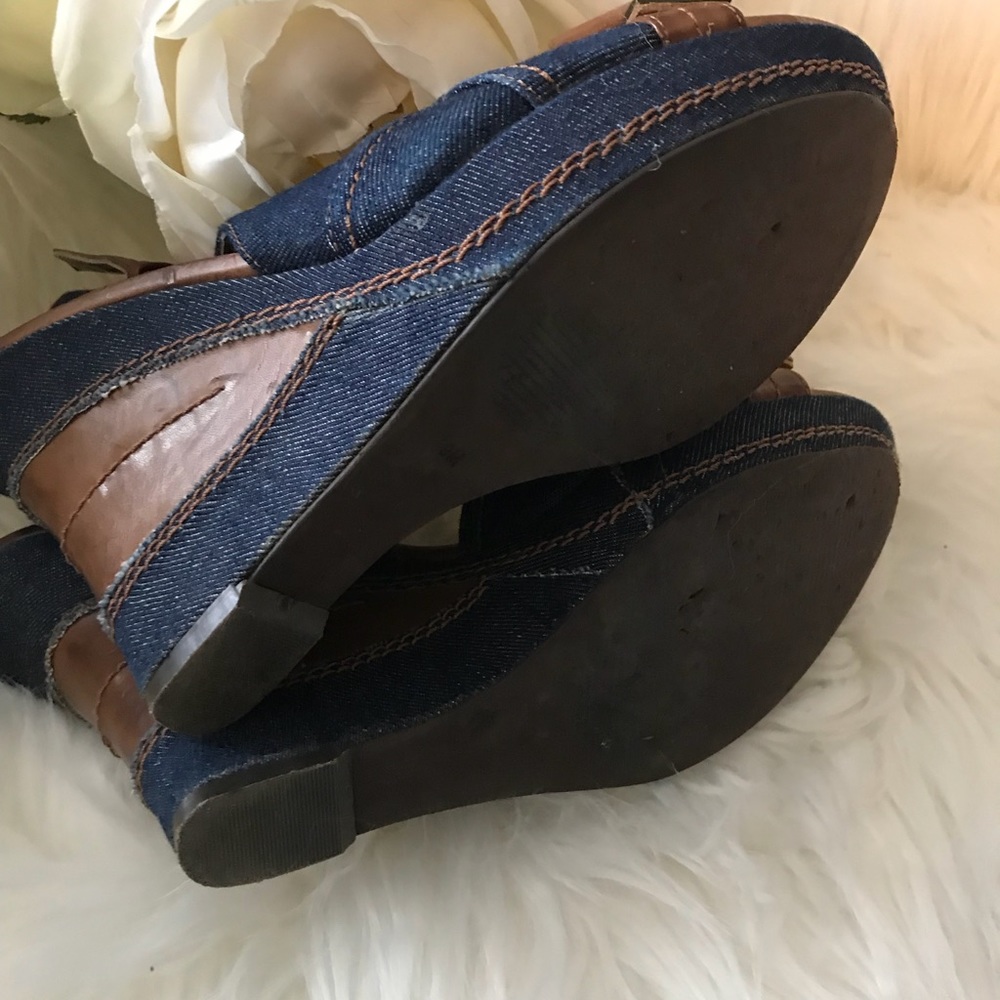 Make A Statement With These Must Have Guess Wedge - image 4